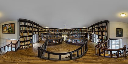 Vista de 360° do interior da biblioteca da Sociedade de Estudantes da Estônia. Foi fundada há 150 anos e é a sociedade estudantil mais antiga da Estônia (definição 14 000 × 7 000)