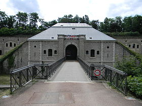 Entrée du fort du Bruissin.