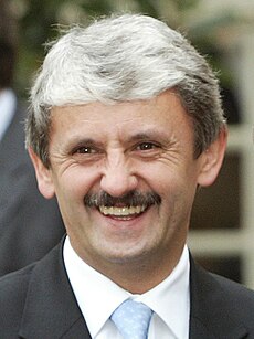 Mikuláš Dzurinda, predseda vlády