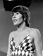 Publicity photo of Helen Reddy from The Carol Burnett Show Helen Reddy 1973 (cropped).JPG