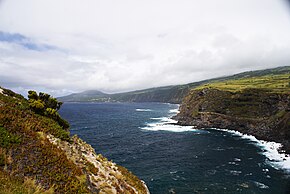 Morro de Castelo Branco, aspectos da costa, voltada ao Varadouro