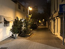 Вид на Неве-Шалом (район) ночью (49608247863) .jpg