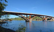 New Sellwood Bridge in September 2016.jpg