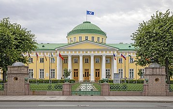 Таўрычаскі палац у Санкт-Пецярбургу (1783—1789, арх. І. Я. Староў)