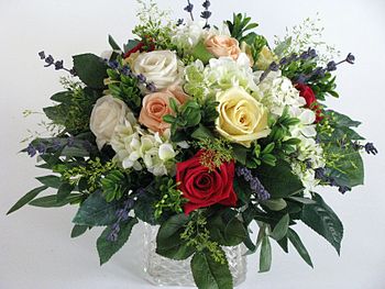 English: Bouquet of flowers made of silk flowe...