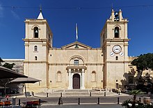 St. John's Co-Cathedral in Valletta St John's Co-Cathedral, Valletta 001.jpg