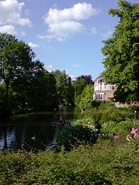 Milham Ford Building by the River Cherwell Sthildas milhamford by cherwell.JPG