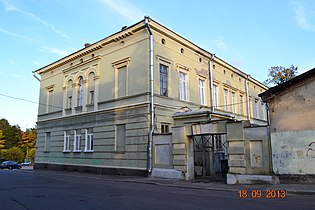 Дом президента Выборгского гофгерихта на углу с Соборной площадью