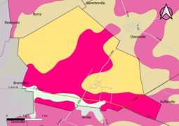 Carte montrant en couleurs le zonage géologique simplifié d'une commune