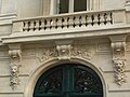 Un balcon neoclasical en Paris