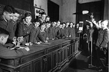 Students attending a physics lesson in a Napola school Bundesarchiv Bild 146-1978-013-07, Nationalpolitische Erziehungsanstalt (cropped).jpg