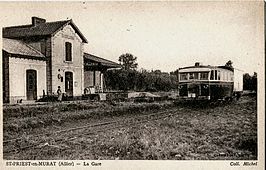 Oude briefkaart van het station in Saint-Priest-en-Murat