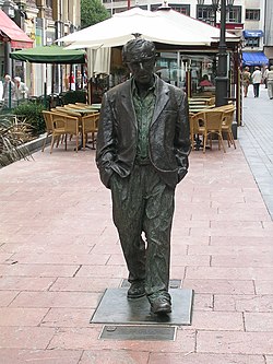 Woody Allen, Oviedo.