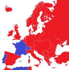 Европа 1914 года монархии против республикs.png