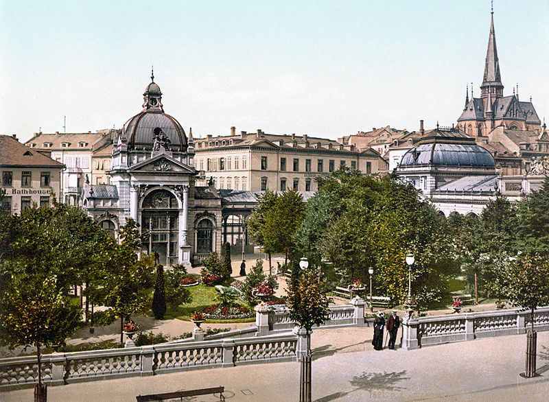 Файл: Kochbrunnen Wiesbaden 1900.jpg