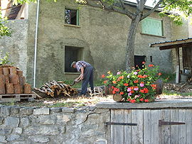 A view within Le Sauze-du-Lac