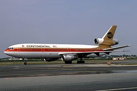 Un McDonnell Douglas DC-10 de Continental Airlines, semblable à celui impliqué dans l'accident.