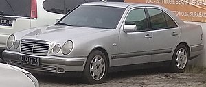 Mercedes-Benz W210 E230