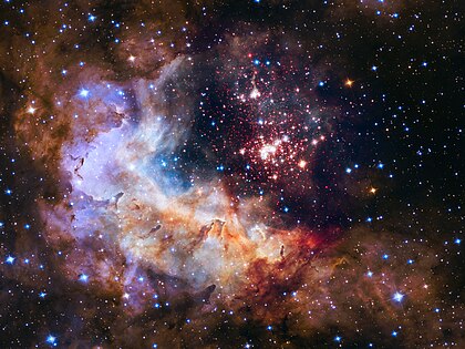 Imagem de Westerlund 2, um aglomerado estelar na Via Láctea, com uma idade estimada de um ou dois milhões de anos. (definição 8 919 × 6 683)