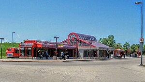 Ottawa-hurdman-station-2009-06-06.JPG