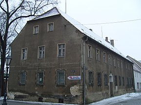 Bahnhofstraße 25, ehemals Gasthaus, Amtsgericht und Sparkasse