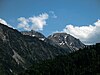 Schänzlekopf (2070 m, rechts)