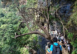 செந்நிற பாறைக்கு மலையேற்றம், அகோபிலம்