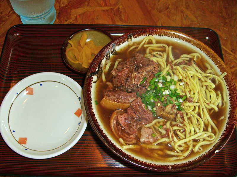 ファイル:Yagi soup Noodle Okinawa Ishigaki.JPG