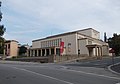 Theaterbau mit vorgelagerter Freitreppe und Auffahrt (Grenzlandtheater, Stadttheater, Gerhart-Hauptmann-Theater)