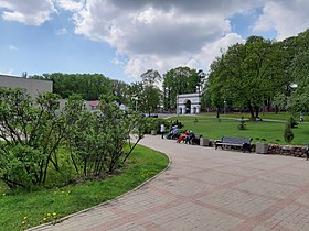 Сквер перад Кальварыйскімі могілкамі