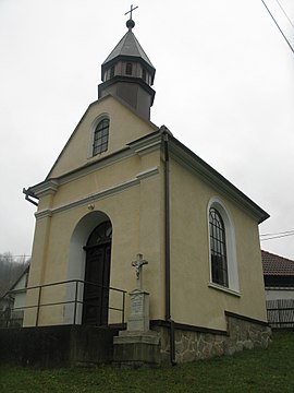 Běleč – kaple zepředu 02.JPG