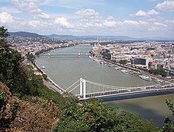 Дунай в Будапеште (вид с горы Геллерт). Лето 2004 года