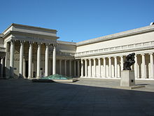 The California Palace of the Legion of Honor, part of the Fine Arts Museums of San Francisco California Palace of the Legion of Honor, 02.JPG