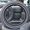 Els pneumàtics es fabriquen amb cautxú natural i sintètic