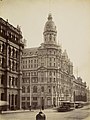 19th-century grand hotel the Federal Coffee Palace (1888), located on the corner of Collins and King Street, demolished in 1971.