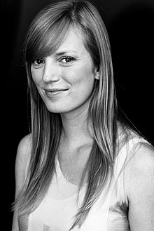 Sarah Polley Hot