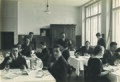 Bild aus dem Archiv: Ausbildungsrestaurant mit Studierenden