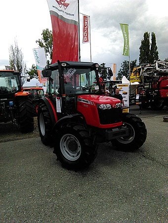 Massey Ferguson 3640 bei der Agrarmesse Promurski sejem