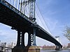 Манхэттенский мост от Fulton Landing Park.JPG