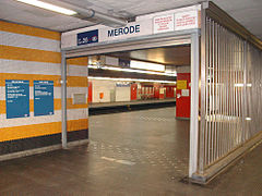 Entrée depuis le métro.