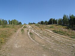 Skidbacken på Ormberget sedd nerifrån, augusti 2014.