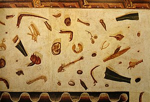 Unswept Floor, Roman copy of the mosaic by Sosus of Pergamon Restes du banquet, mosaique.jpg