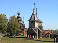 Церква Воскресіння з села Патакіно, ліворуч Церква Преображення (Козлятьєво)
