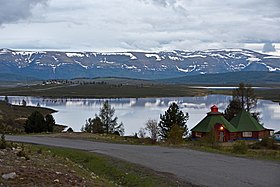 Plateau d'Oulagan avec le lac Ouzounkyol et la route d'Oulagan.