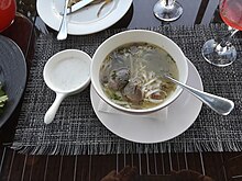 Саксаул Ресторан, нарынский суп с казы из конины и лапшой.jpg