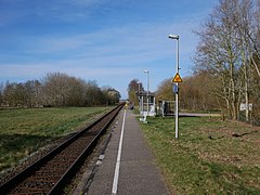 Tating, Seitenbahnsteig