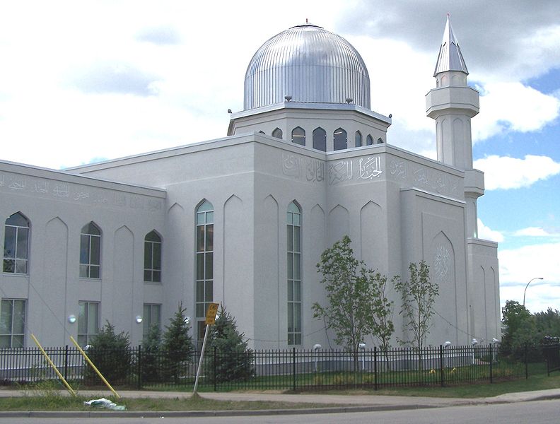 Fail:Ahmadiyya Mosque 05a.jpg