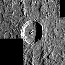 El cráter Caruso en la superficie de Mercurio visto desde arriba