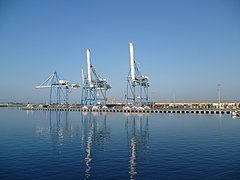 Neuer Hafen, Blick von Südosten (2011)