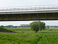 Im Vordergrund die Niederrheinbrücke